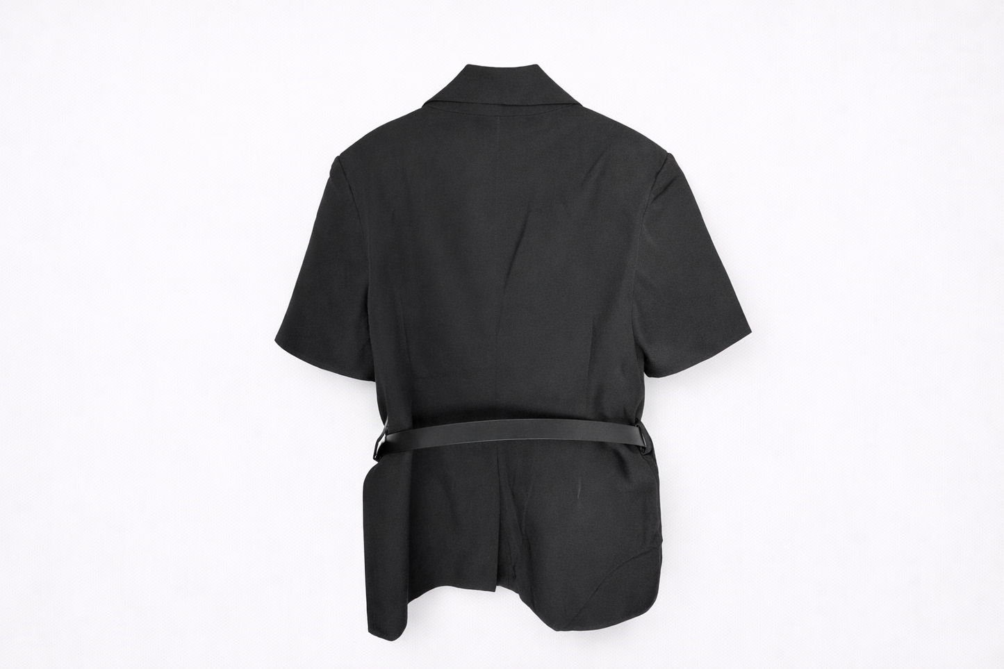 Veste manches courtes avec ceinture